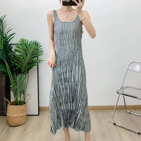 Pleated camisole dress for women's summer black retro long mini black dress