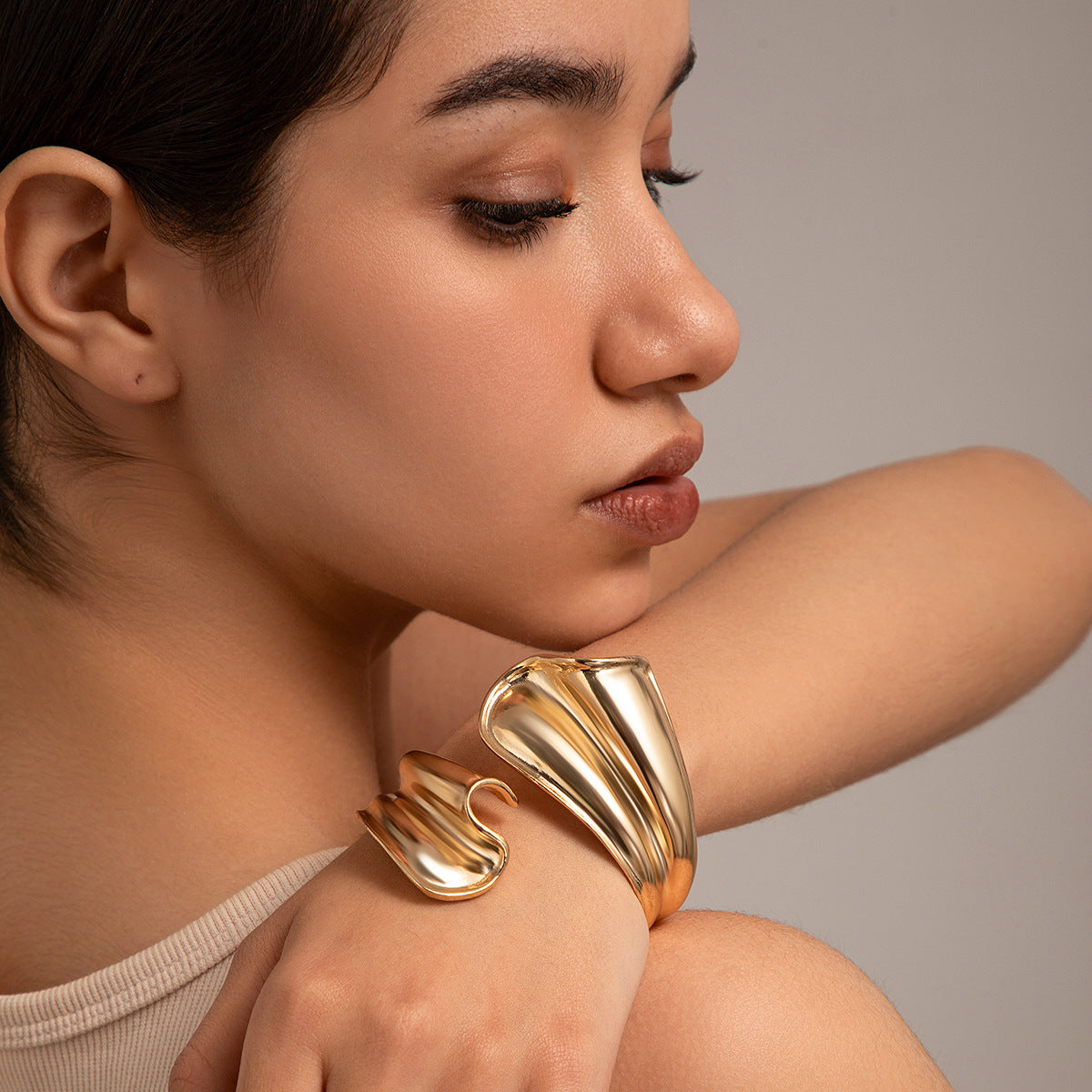 Metal style temperament niche versatile bracelet Bracelet irregular opening bracelet