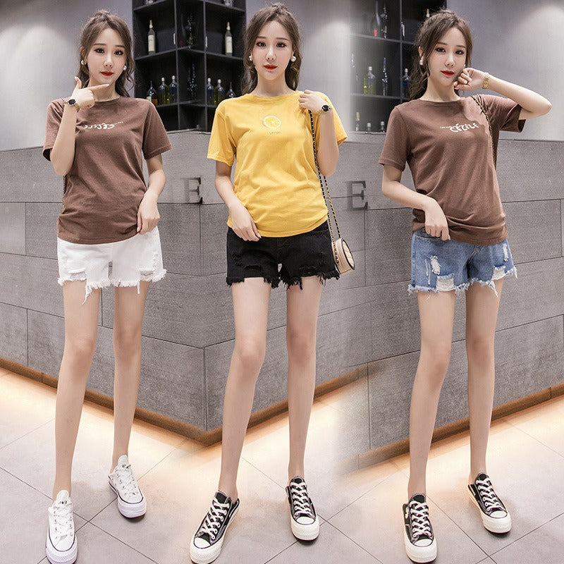 Pregnant women's denim shorts with torn holes on the outside in summer, casual and thin summer pants with wide legs and belly support for early pregnancy