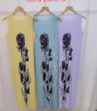 Elegant and elegant print, loose and slimming round neck, sleeveless summer new pleated skirt