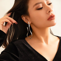 Advanced irregular metal diamond earrings with exaggerated design and earrings