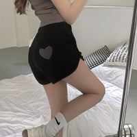 Pocket sports shorts for women in summer, loose straight leg slimming and casual trendy Hong Kong style wide leg pants