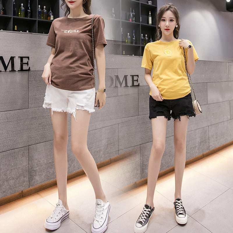 Pregnant women's denim shorts with torn holes on the outside in summer, casual and thin summer pants with wide legs and belly support for early pregnancy