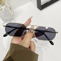 Fashionable and personalized square narrow frame fashionable sunglasses for men and women
