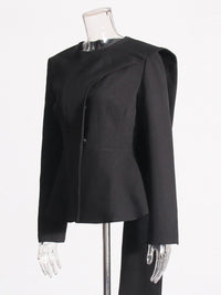 Round necked waistband for slimming and ruffled edge, a niche design for a scarf style suit jacket for women