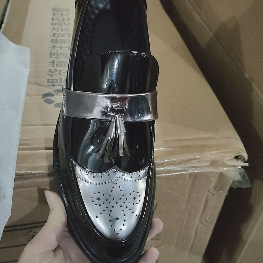 Men's British style casual leather shoes with foot covers and elevated leather shoes