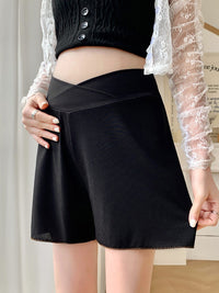 Pregnant women's safety pants, summer anti glare, ice silk loose low waisted bottom shorts, worn over summer in large sizes