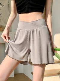 Pregnant women's safety pants, summer anti glare, ice silk loose low waisted bottom shorts, worn over summer in large sizes