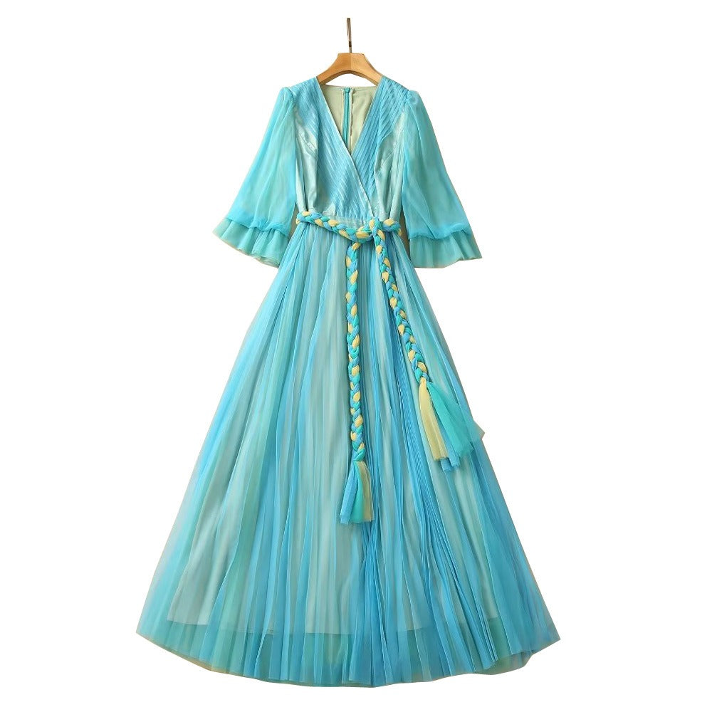 V-neck bubble middle sleeve pleated decorative waistband mesh dress