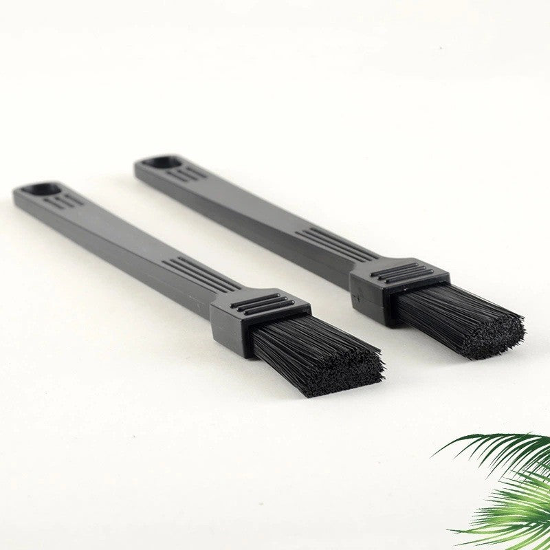 Coffee cleaning brush grinding machine painting coffee machine using a brush to clean the bar brushing plastic soft bristled