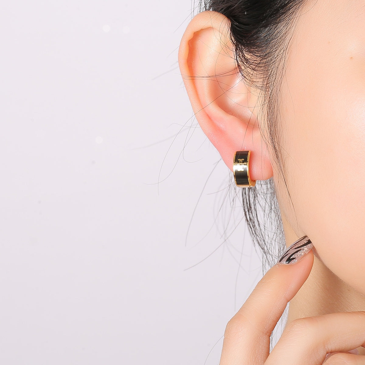 Xiaoxiangfeng Drip Oil Ear Buckle, Light Luxury, High Grade Earrings