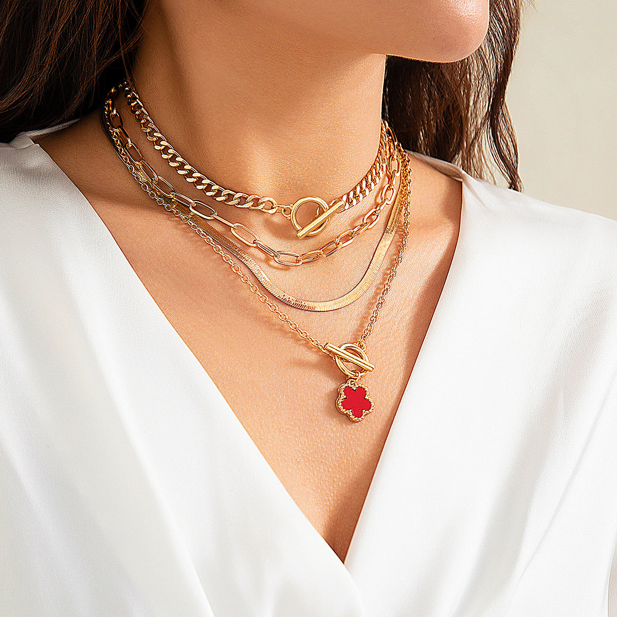 Five petal flower necklace, niche, light luxury design, high-end feeling, collarbone chain